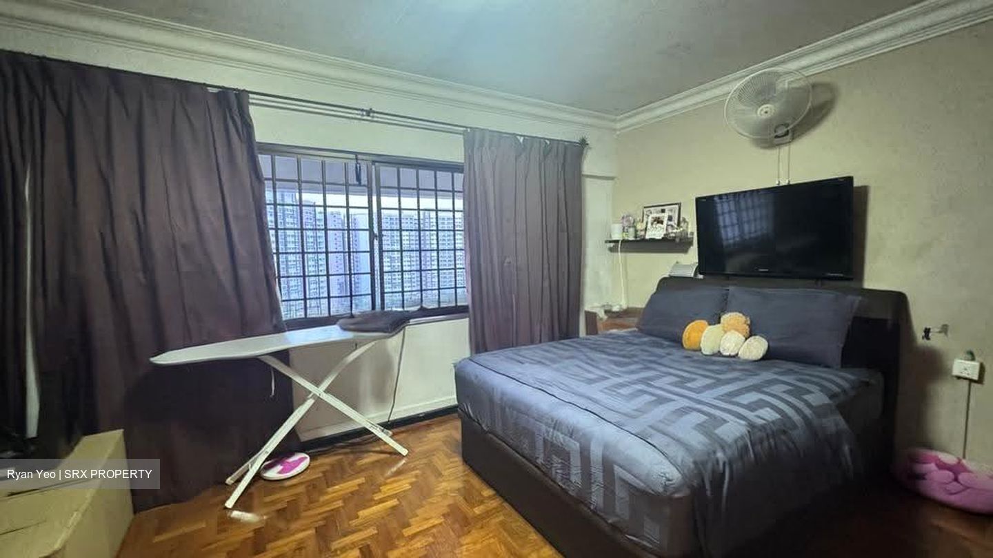 Blk 142 Bukit Batok Street 11 (Bukit Batok), HDB Executive #619414541